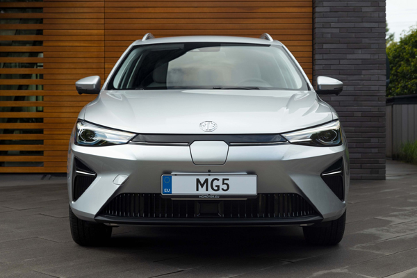 location-voiture-mg5-img